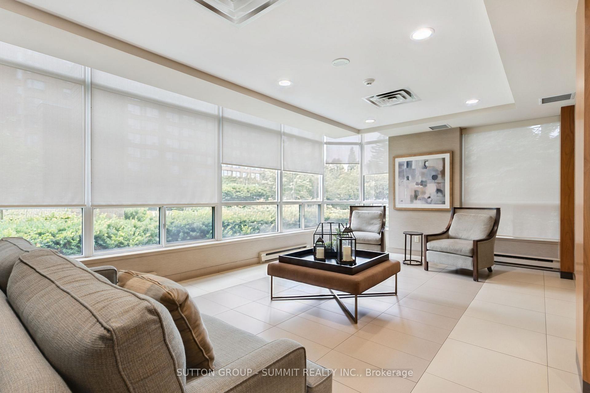 Photo 4 of Unit 611, 1276 Maple Crossing Boulevard, Burlington, Brant — HOMEH