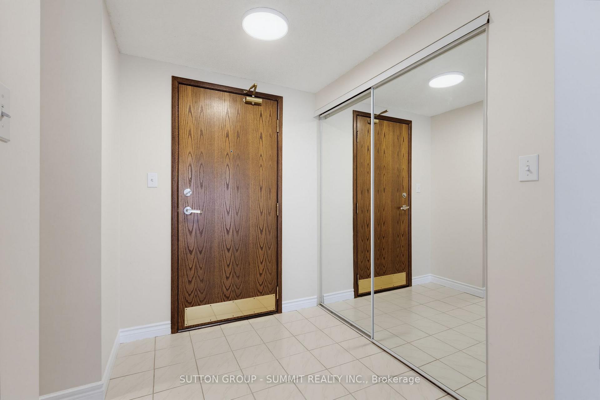 Photo 6 of Unit 611, 1276 Maple Crossing Boulevard, Burlington, Brant — HOMEH