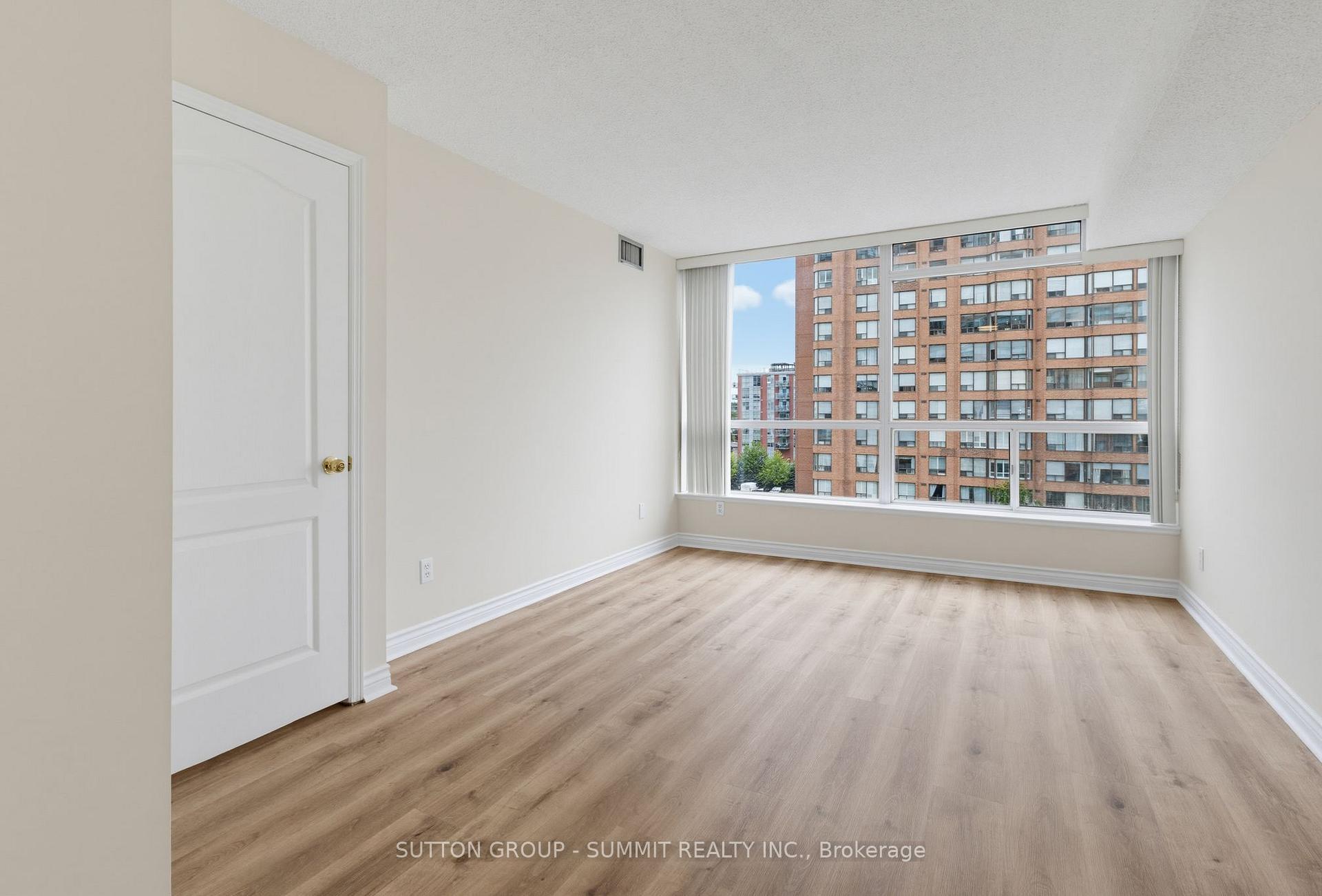 Photo 25 of Unit 611, 1276 Maple Crossing Boulevard, Burlington, Brant — HOMEH