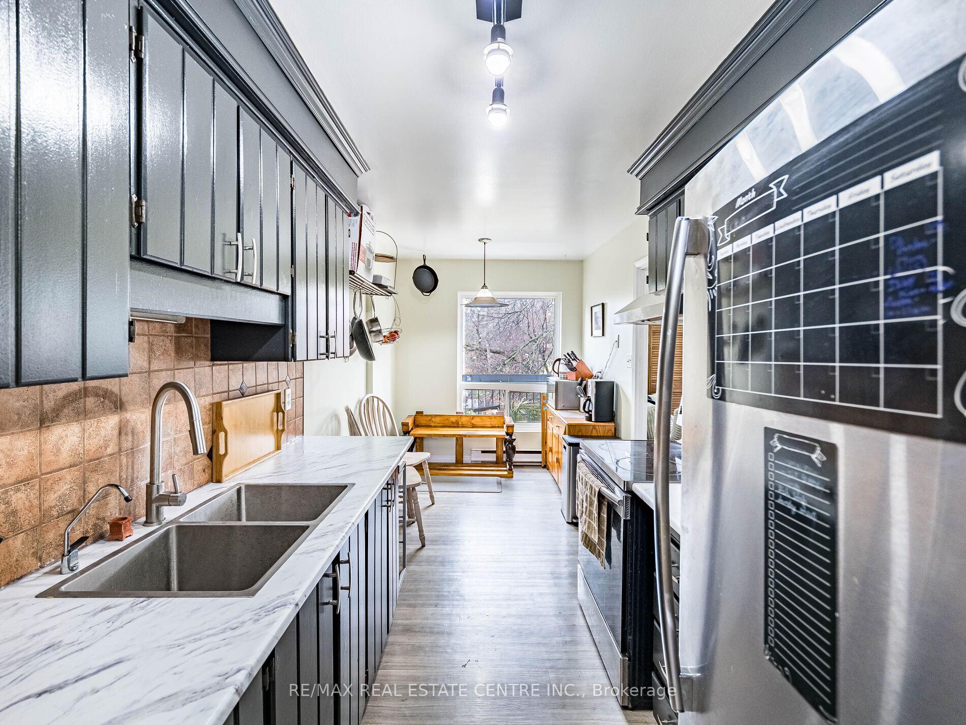 Photo 13 of Unit 121, 49 Rhonda Road, Guelph, Willow West/Sugarbush/West Acres — HOMEH