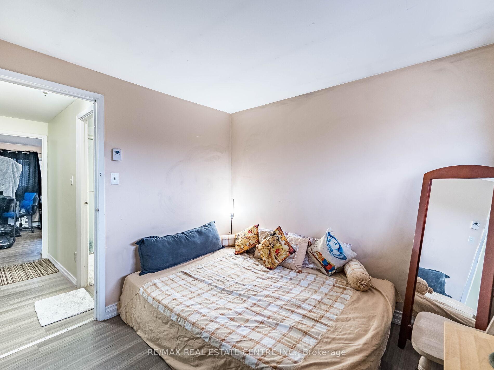 Photo 36 of Unit 121, 49 Rhonda Road, Guelph, Willow West/Sugarbush/West Acres — HOMEH