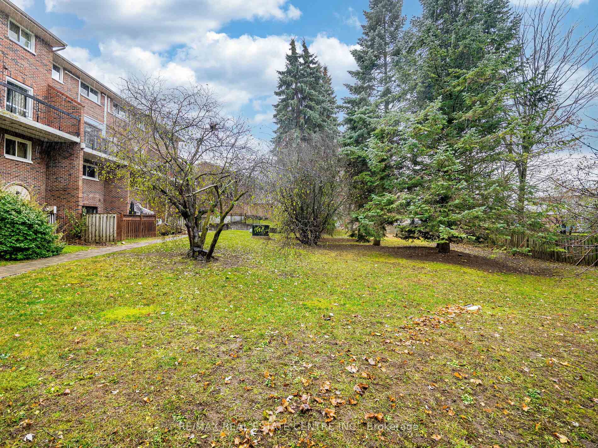 Photo 46 of Unit 121, 49 Rhonda Road, Guelph, Willow West/Sugarbush/West Acres — HOMEH
