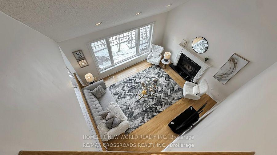 Photo 4 of 73 Reansbury Crescent, Markham, Cachet — HOMEH