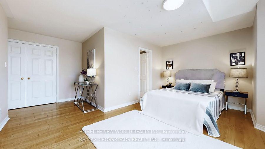 Photo 30 of 73 Reansbury Crescent, Markham, Cachet — HOMEH