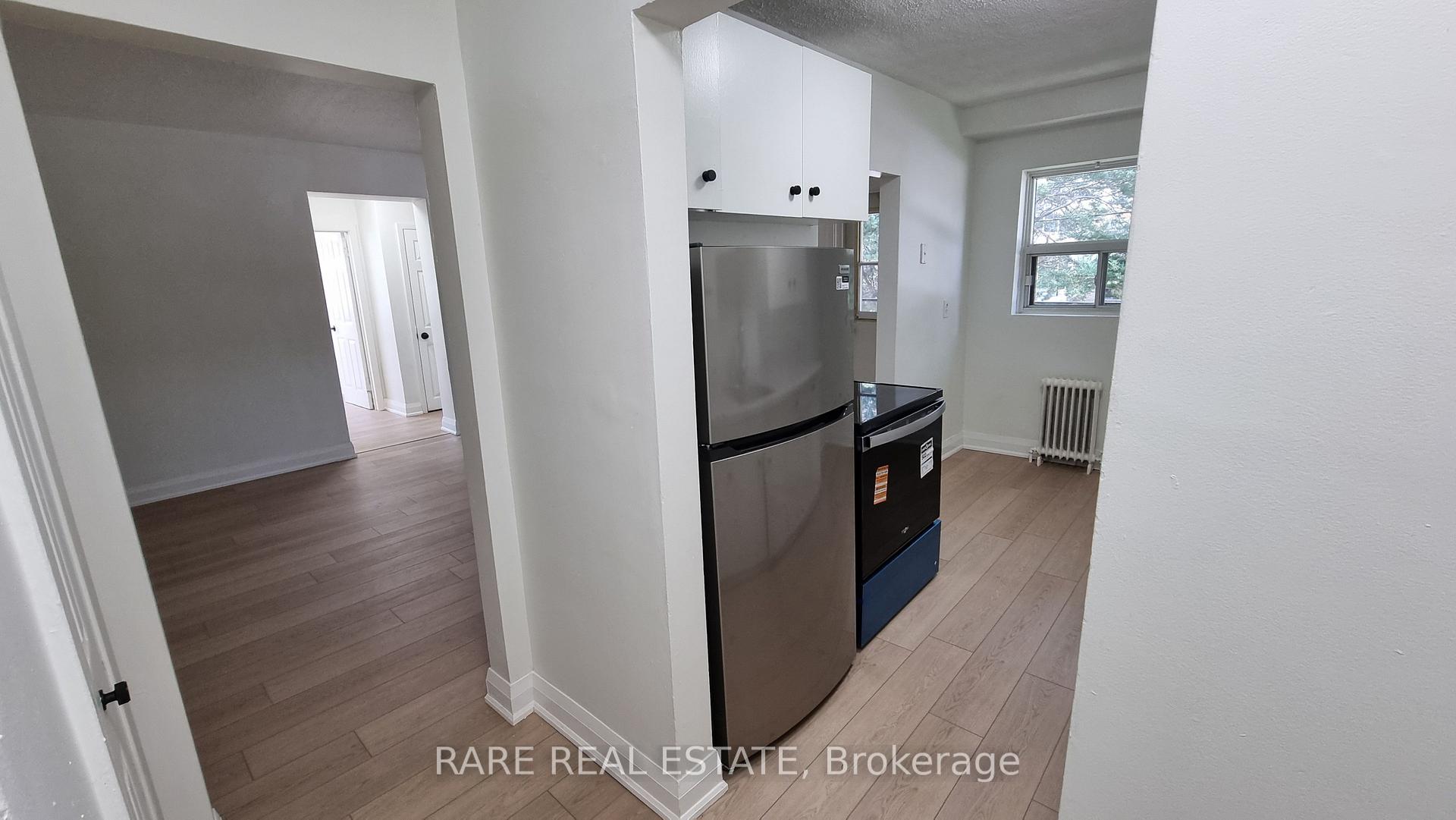 Photo 5 of Unit 7, 431 Martha Street W, Burlington, Brant — HOMEH