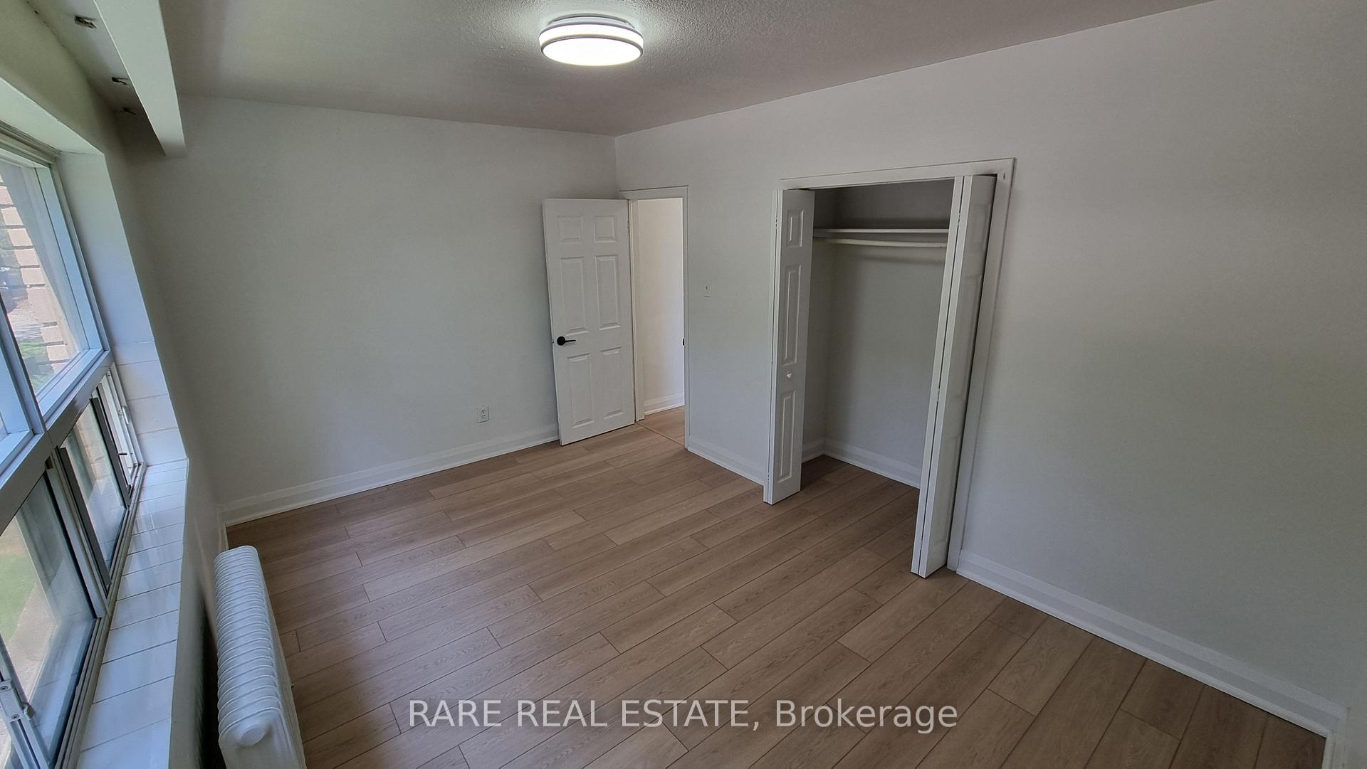 Photo 6 of Unit 7, 431 Martha Street W, Burlington, Brant — HOMEH