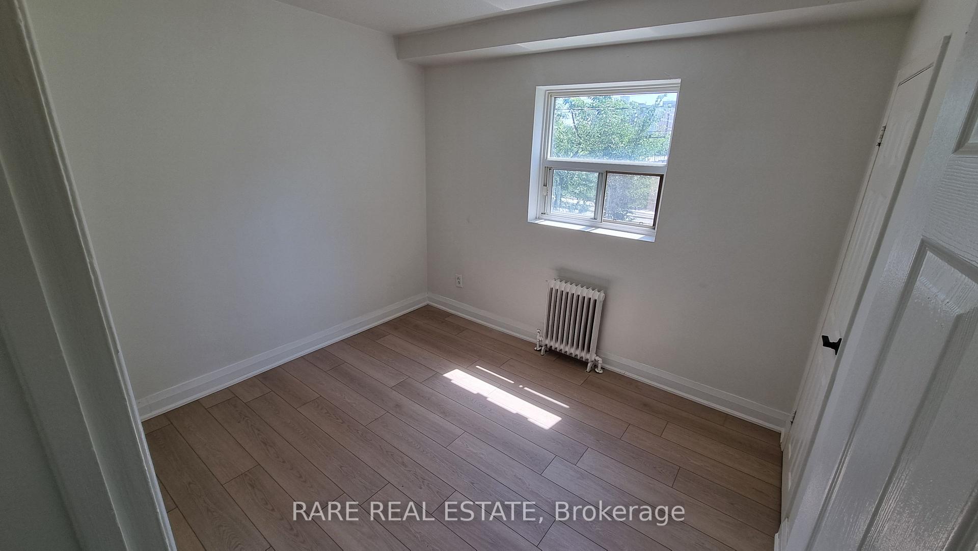 Photo 10 of Unit 7, 431 Martha Street W, Burlington, Brant — HOMEH