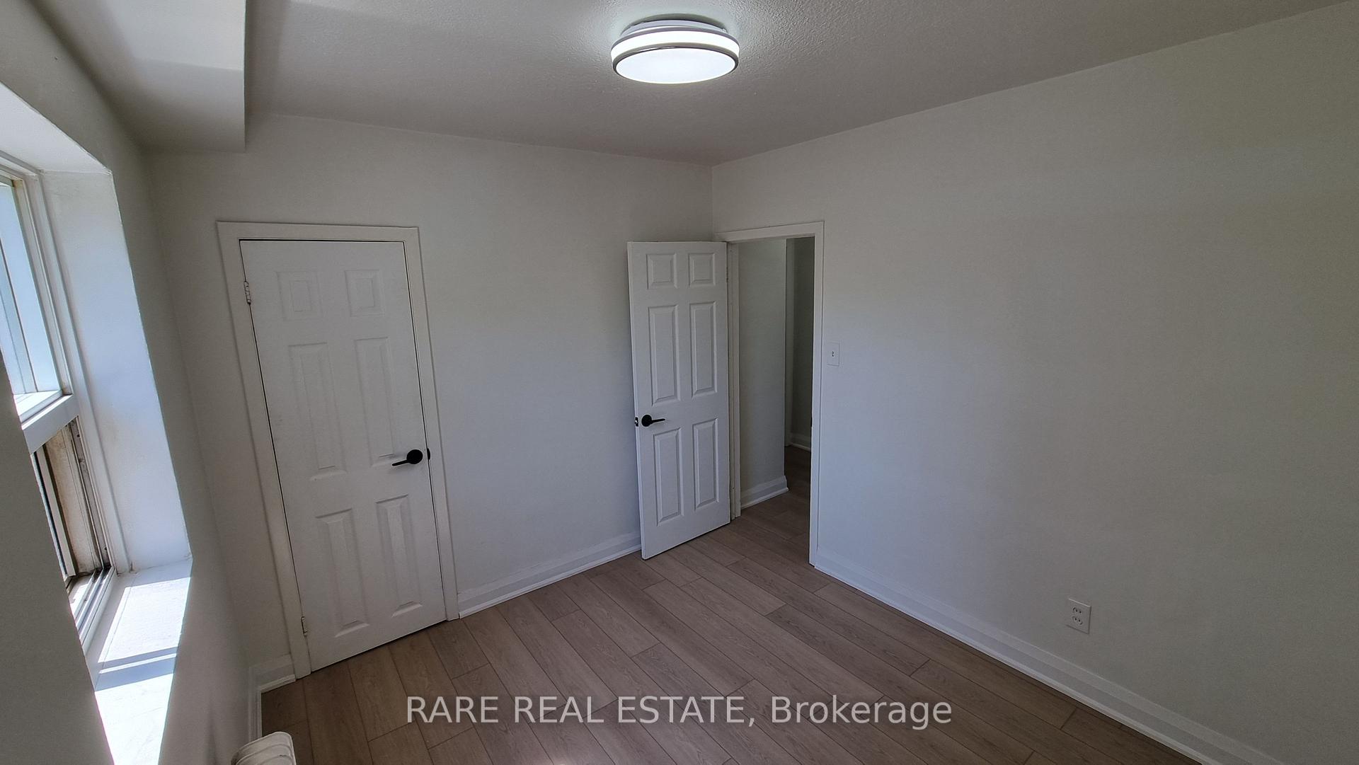 Photo 11 of Unit 7, 431 Martha Street W, Burlington, Brant — HOMEH
