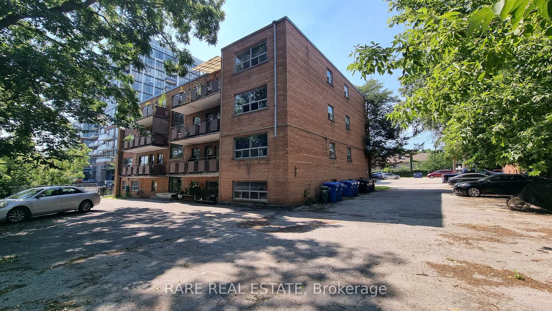 Photo 18 of Unit 7, 431 Martha Street W, Burlington, Brant — HOMEH