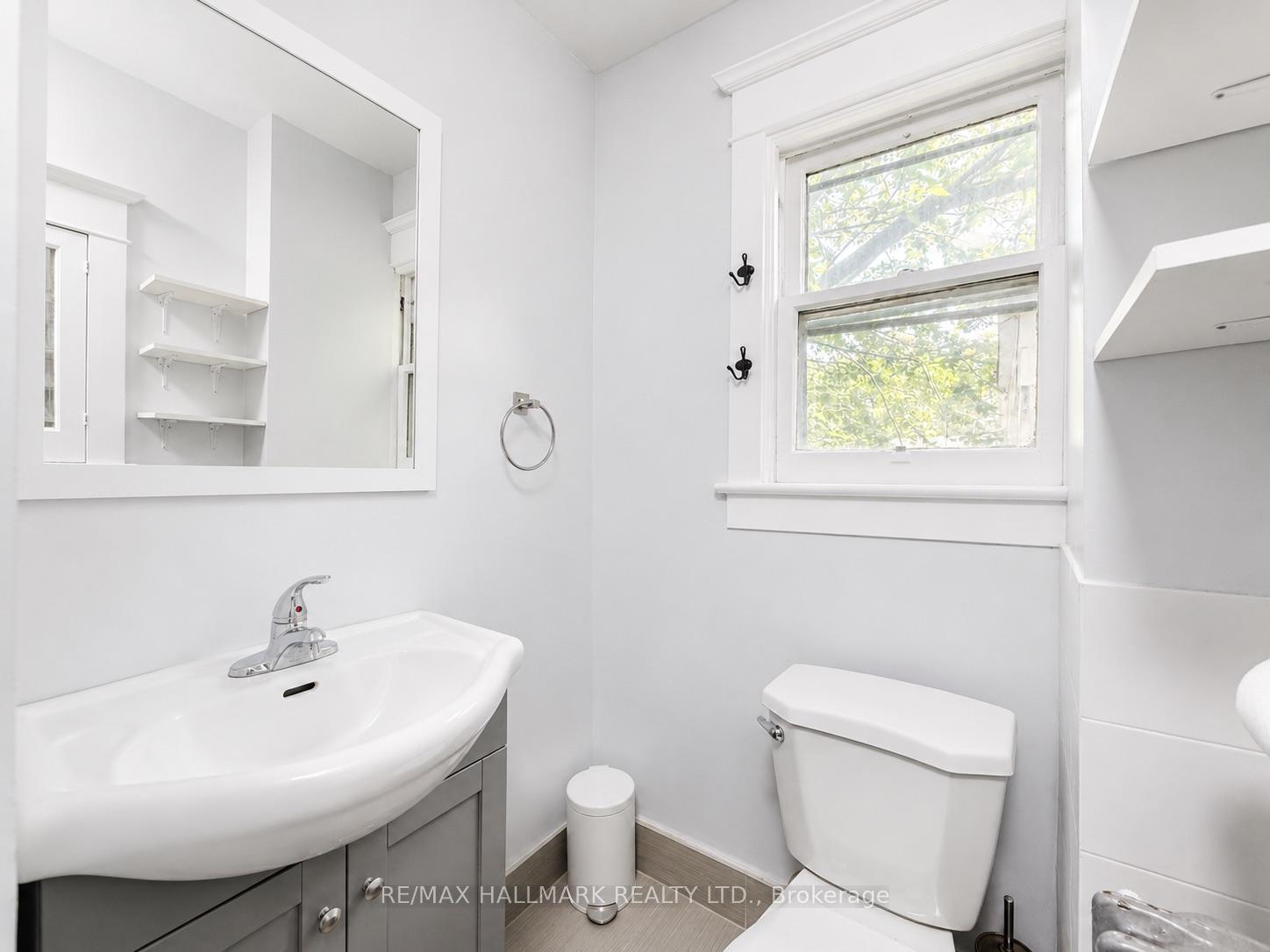 Photo 14 of Unit 3, 155 Drayton Avenue, Toronto, Woodbine Corridor — HOMEH