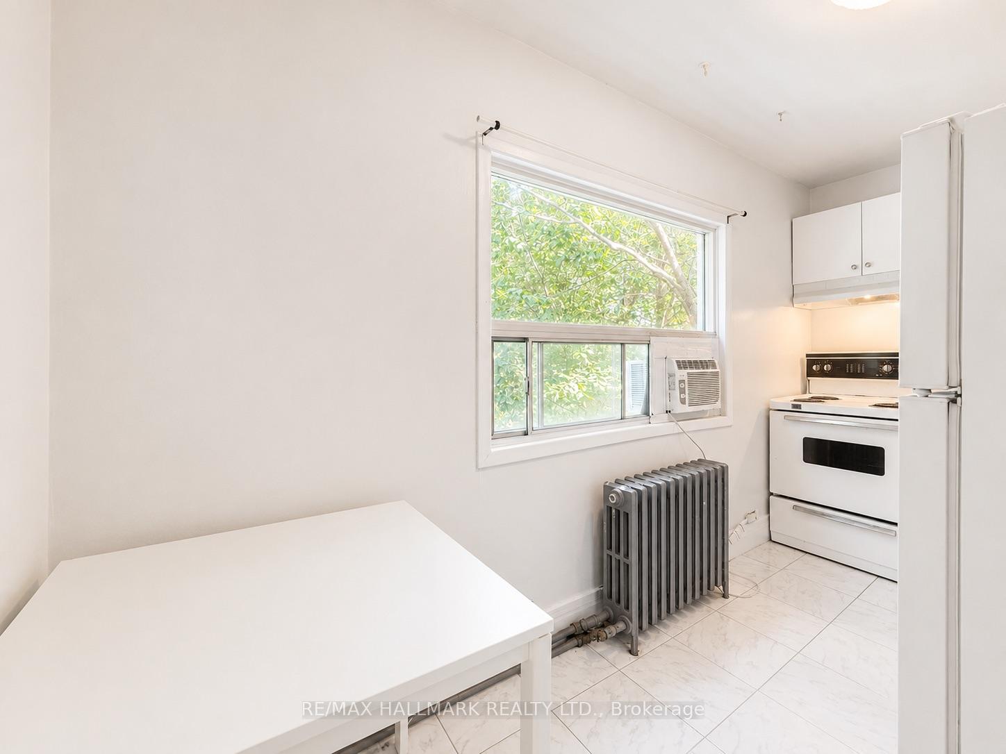 Photo 15 of Unit 3, 155 Drayton Avenue, Toronto, Woodbine Corridor — HOMEH
