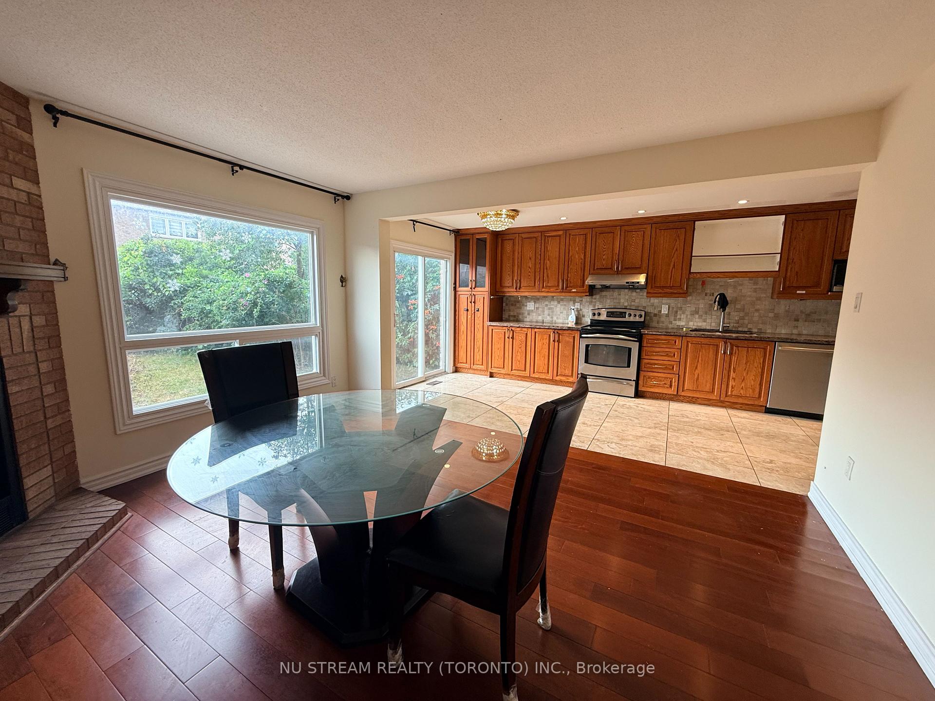 Photo 1 of 74 William Honey Crescent, Markham, Middlefield — HOMEH