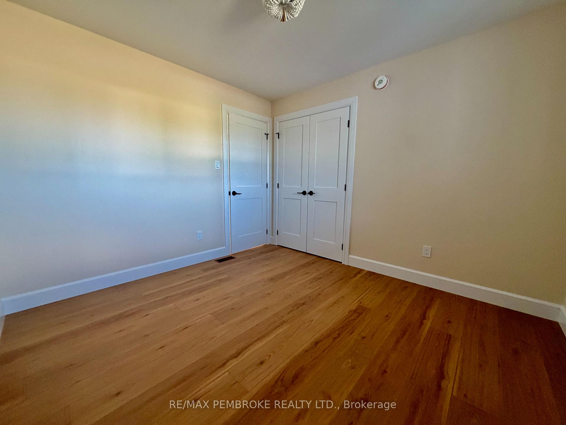 Photo 19 of 55 Eddy Crescent, Pembroke, Pembroke — HOMEH
