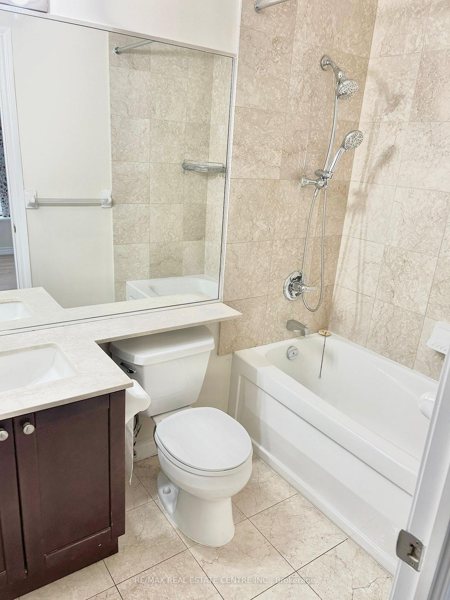 Photo 9 of Unit 204, 761 Bay Street, Toronto, Bay Street Corridor — HOMEH