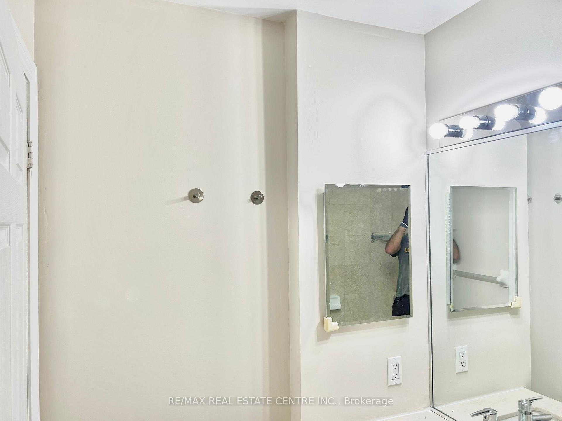 Photo 13 of Unit 204, 761 Bay Street, Toronto, Bay Street Corridor — HOMEH