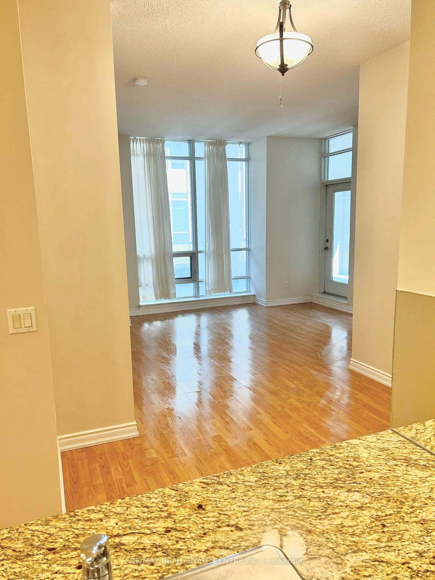 Photo 18 of Unit 204, 761 Bay Street, Toronto, Bay Street Corridor — HOMEH