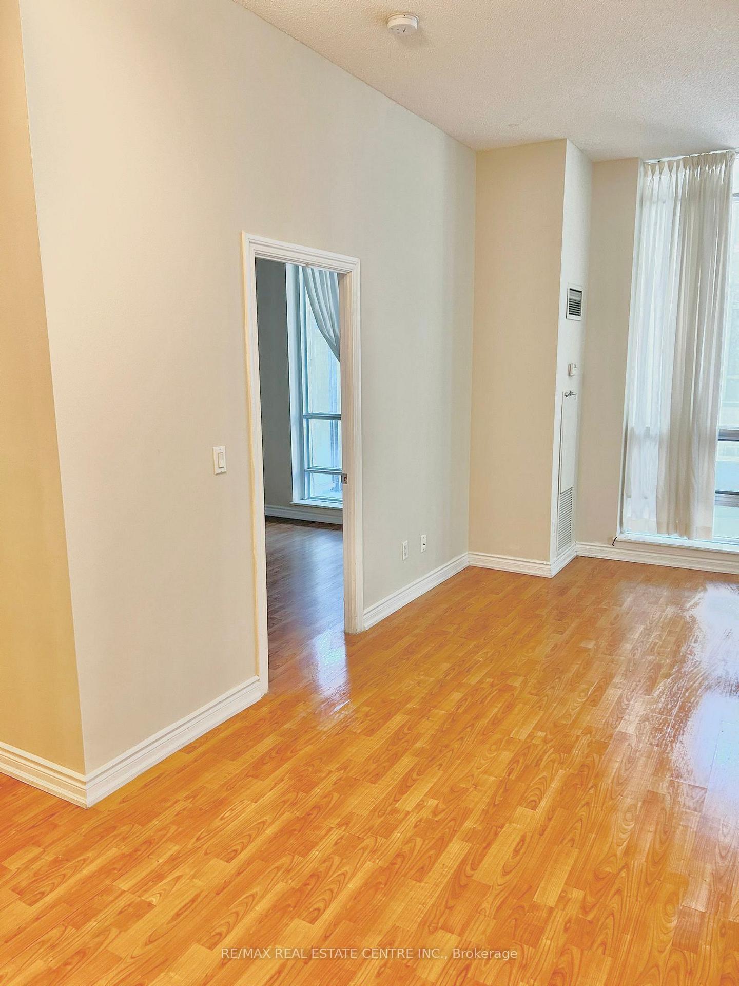 Photo 21 of Unit 204, 761 Bay Street, Toronto, Bay Street Corridor — HOMEH