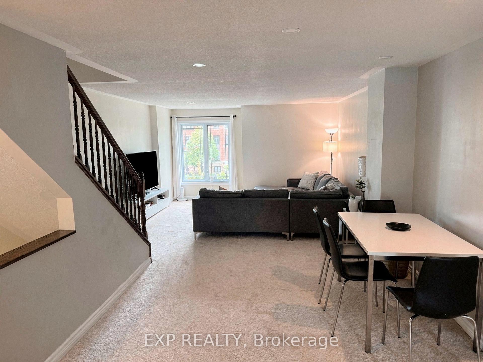 Photo 2 of Unit B, 564 Chapman Mills Drive, Ottawa, Barrhaven - Strandherd — HOMEH