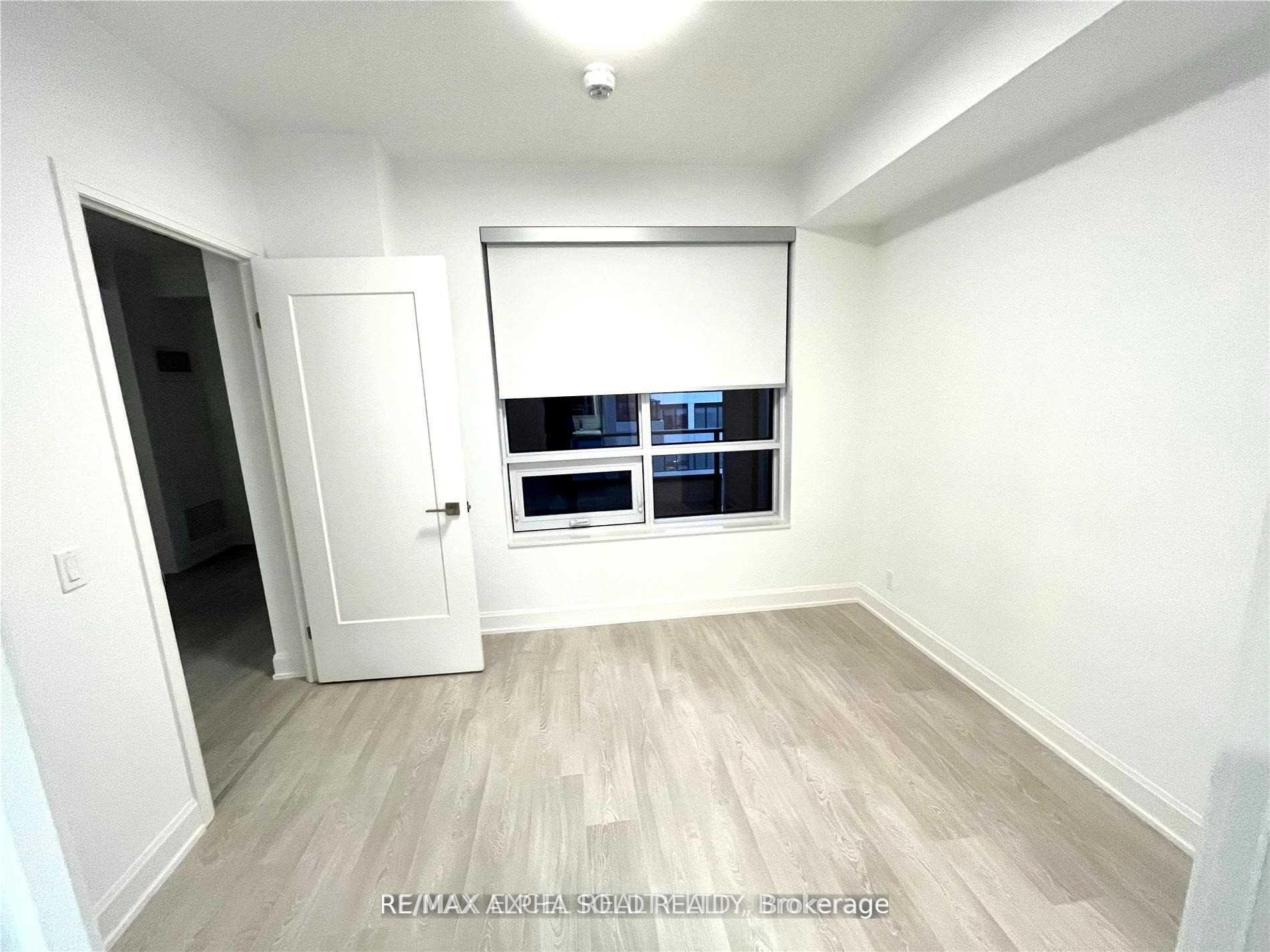 Photo 4 of Unit 1030, 38 Water Walk Drive E, Markham, Unionville — HOMEH