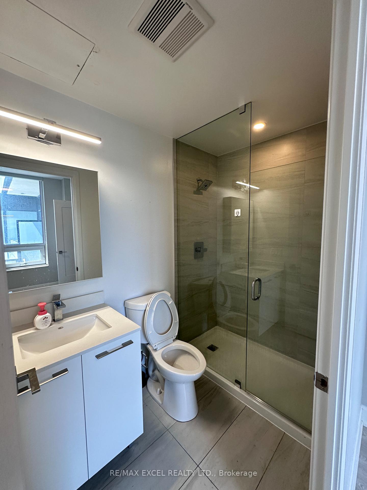 Photo 6 of Unit 1030, 38 Water Walk Drive E, Markham, Unionville — HOMEH