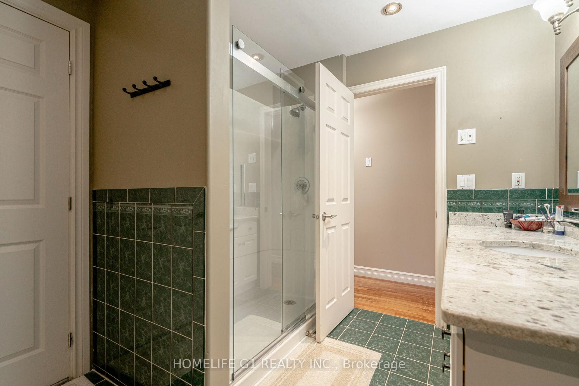 Photo 16 of 165 Ellison Avenue, Leamington, Seacliffe — HOMEH