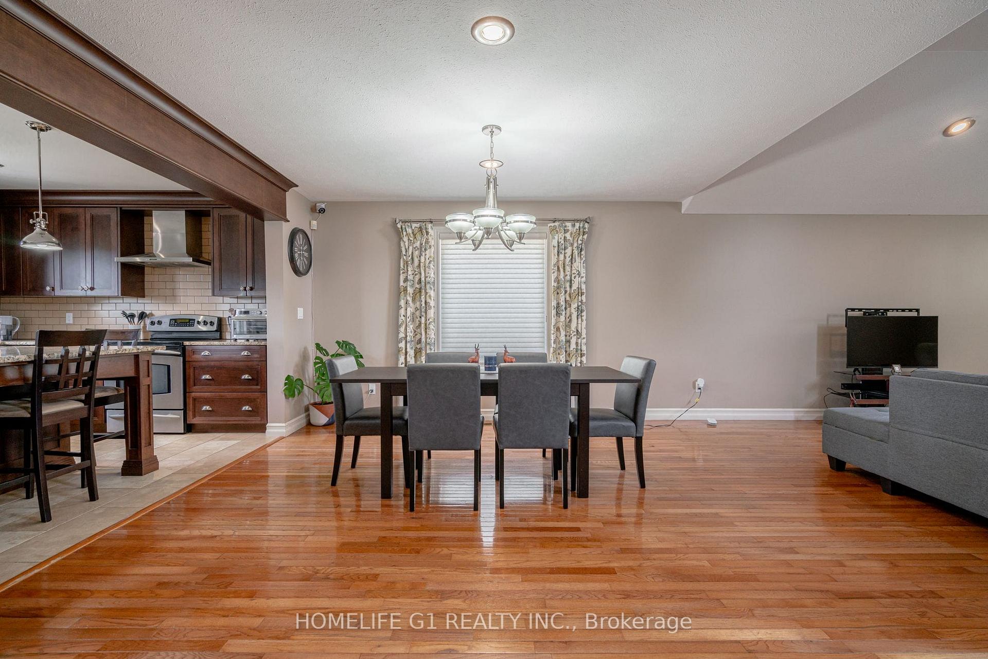 Photo 43 of 165 Ellison Avenue, Leamington, Seacliffe — HOMEH