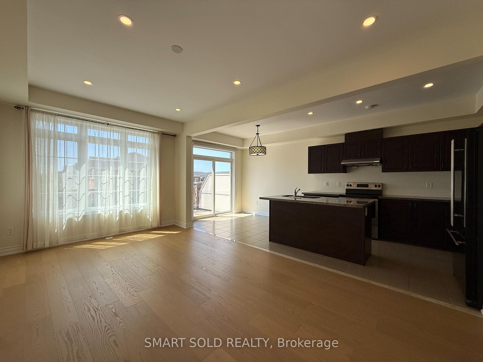 Photo 6 of 311 Dundas Way, Markham, Greensborough — HOMEH