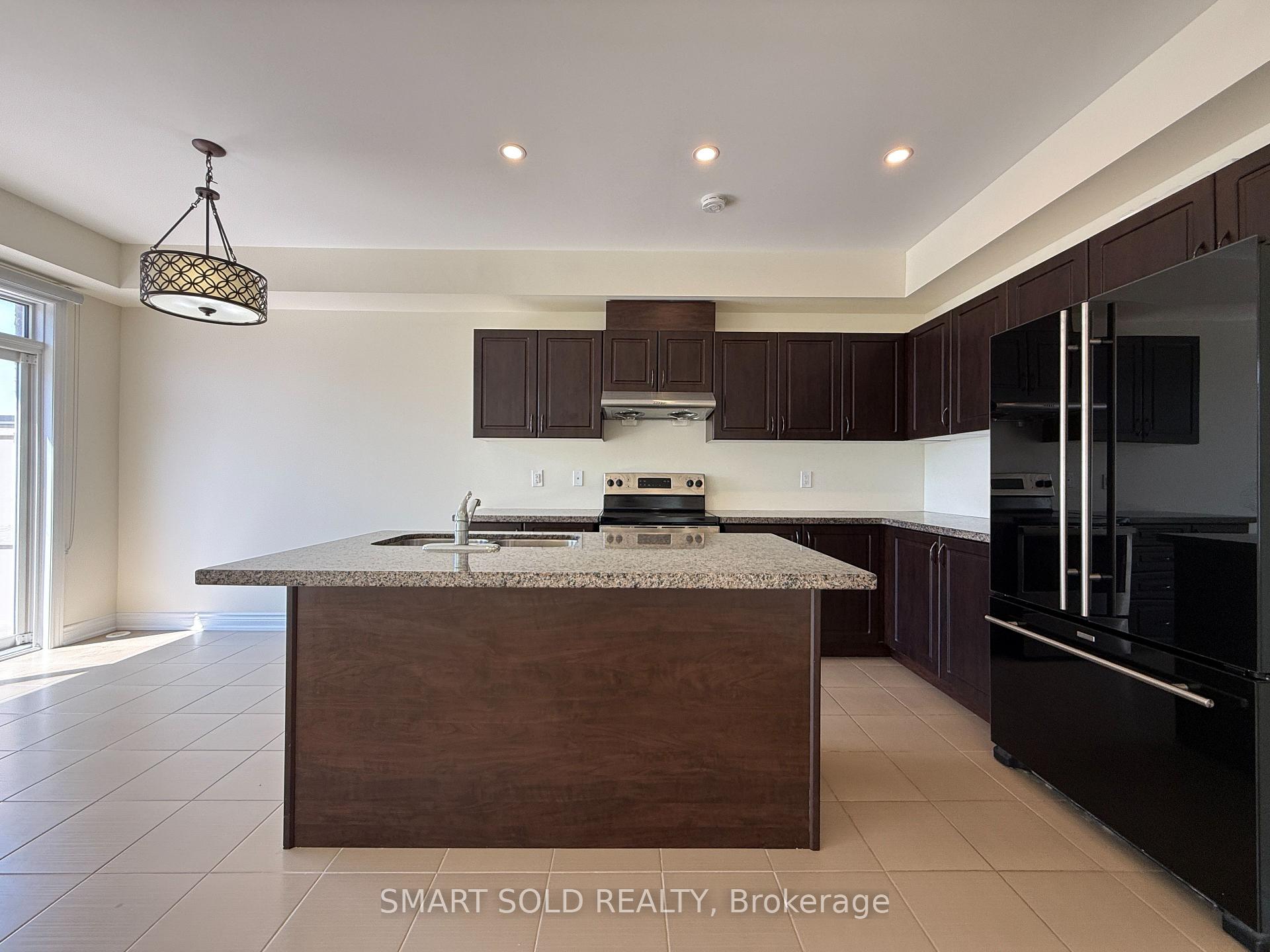 Photo 7 of 311 Dundas Way, Markham, Greensborough — HOMEH
