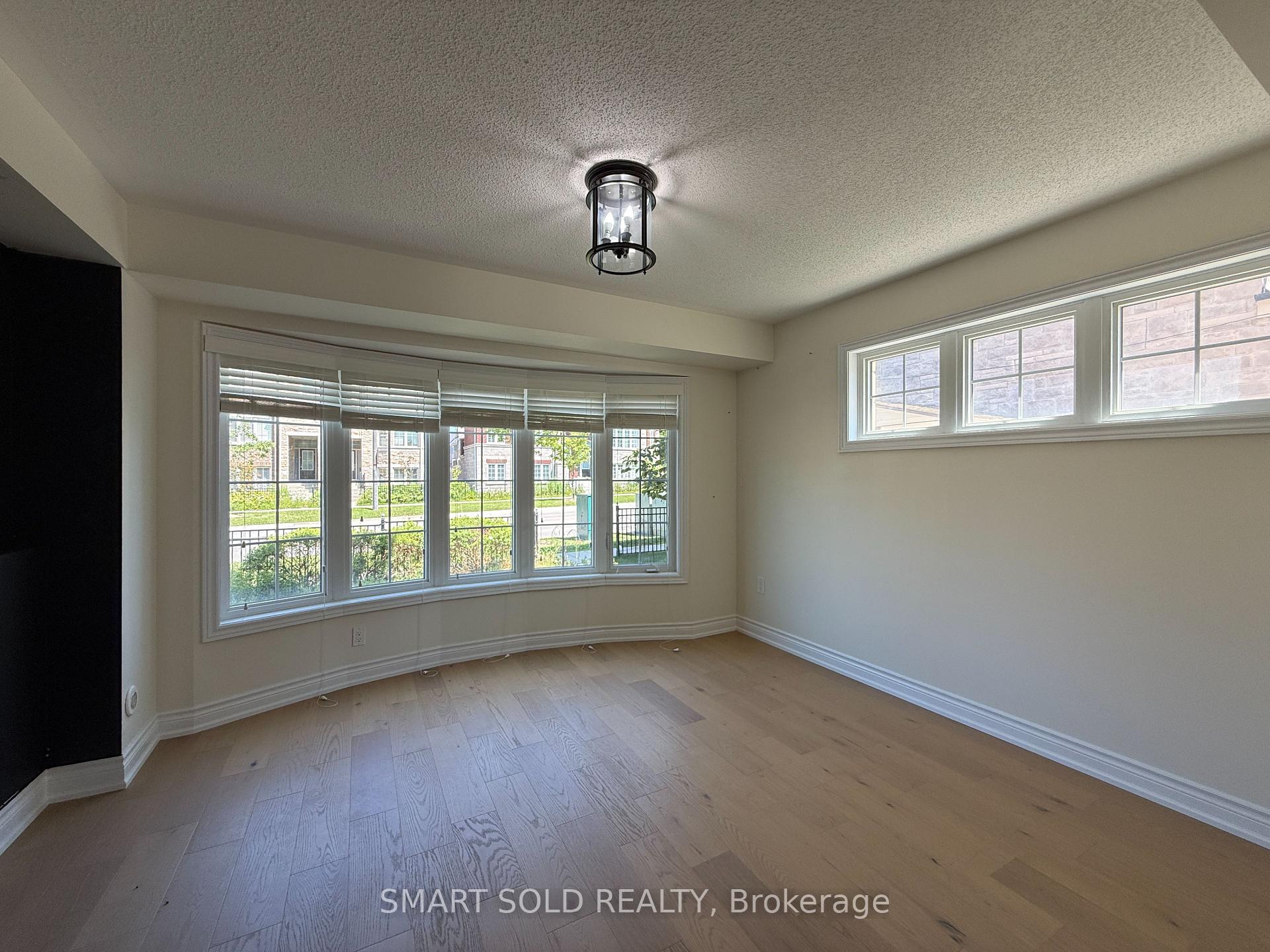Photo 15 of 311 Dundas Way, Markham, Greensborough — HOMEH