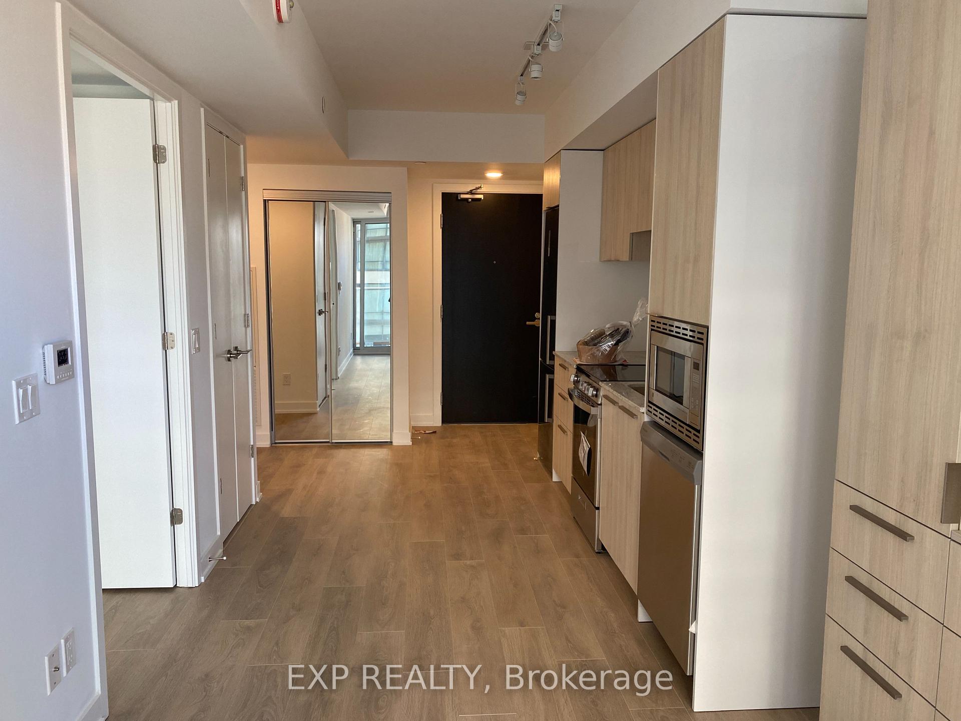Photo 4 of Unit 913, 18 Maitland Terrace, Toronto, Church-Yonge Corridor — HOMEH