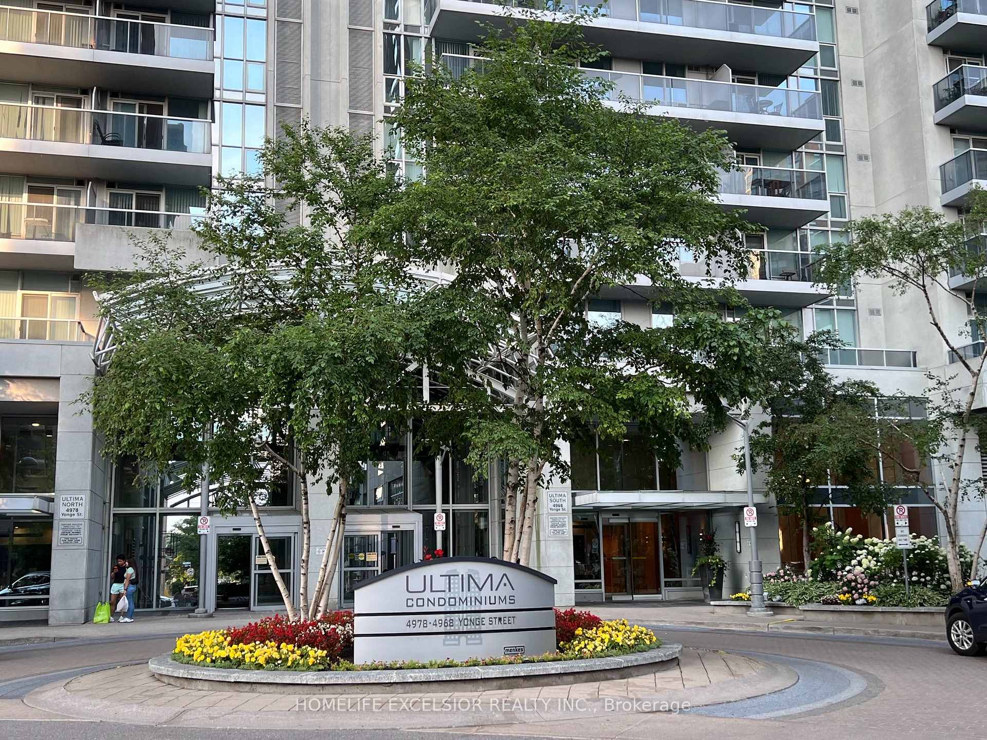 Front of Unit 1015, 4968 Yonge Street
