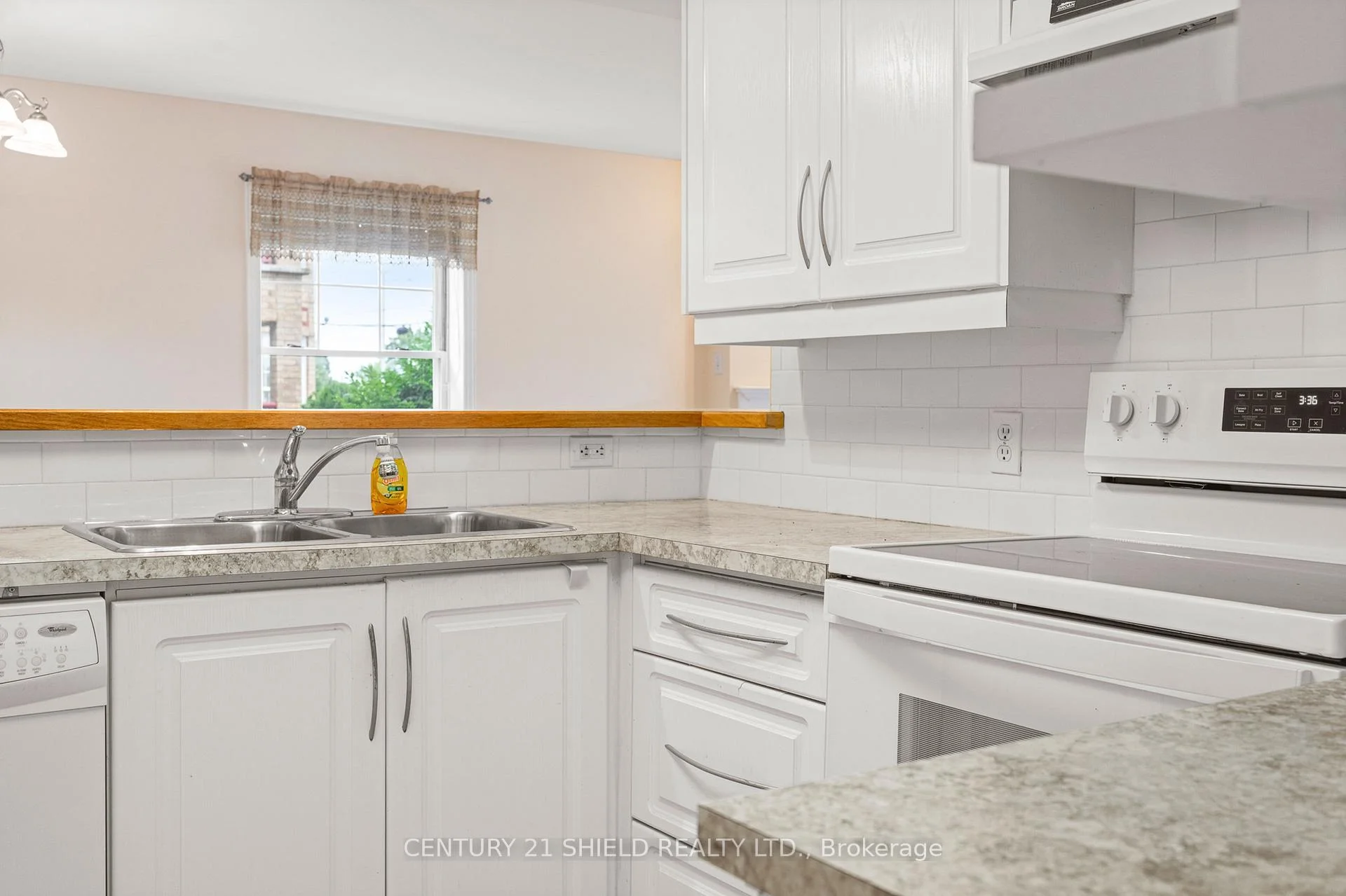 Photo 31 of Unit 103, 341 Water Street W, Cornwall, Cornwall — HOMEH