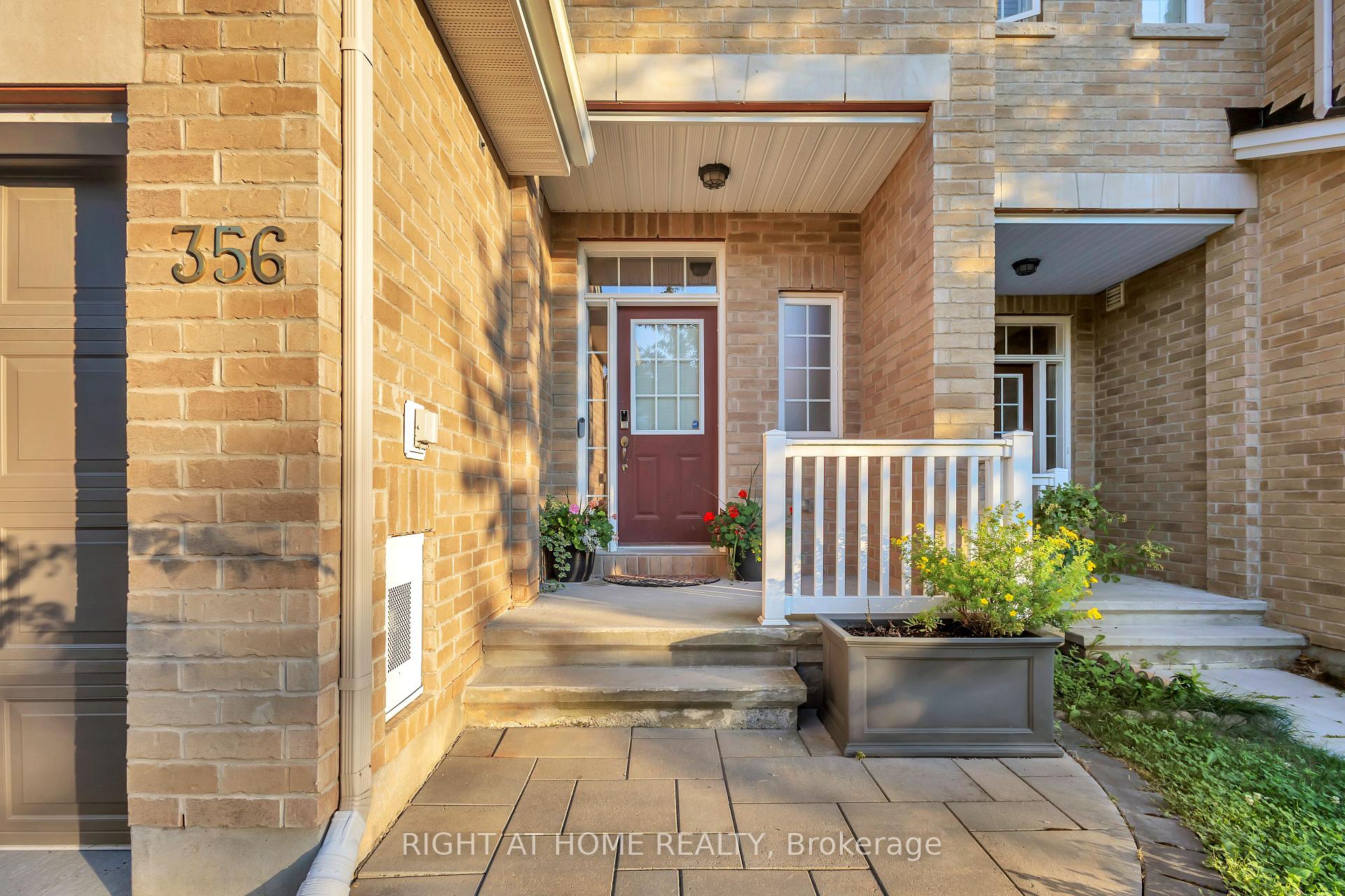 Photo 3 of 356 Kingbrook Drive, Ottawa, Kanata - Bridlewood — HOMEH
