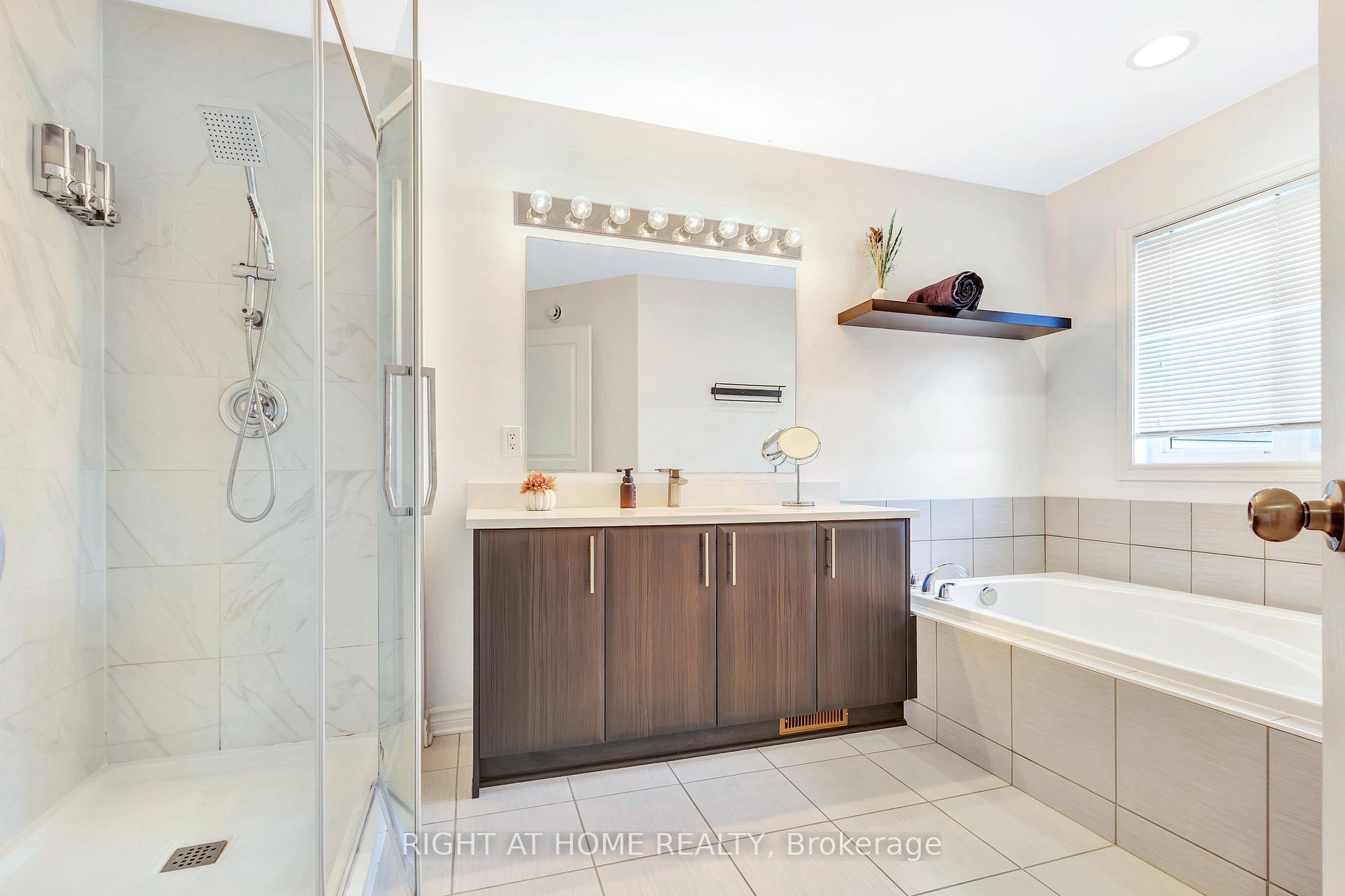 Photo 16 of 356 Kingbrook Drive, Ottawa, Kanata - Bridlewood — HOMEH
