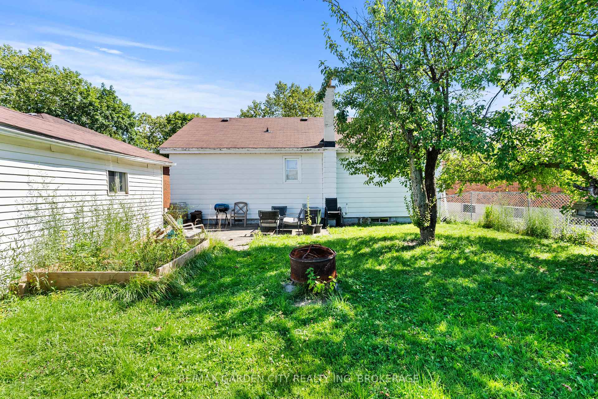 Photo 27 of 36 Rose Avenue, Thorold, Thorold Downtown — HOMEH