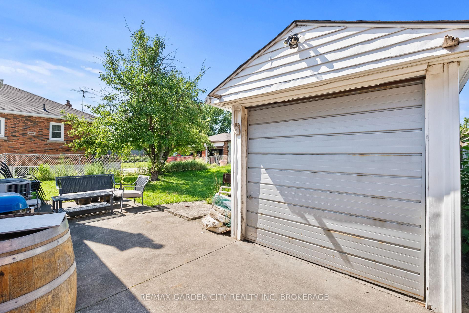 Photo 30 of 36 Rose Avenue, Thorold, Thorold Downtown — HOMEH
