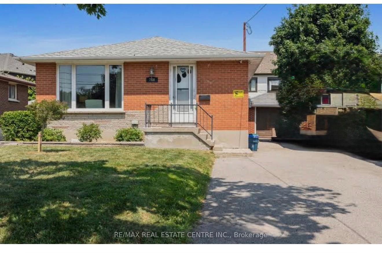Front of 768 Olive Avenue