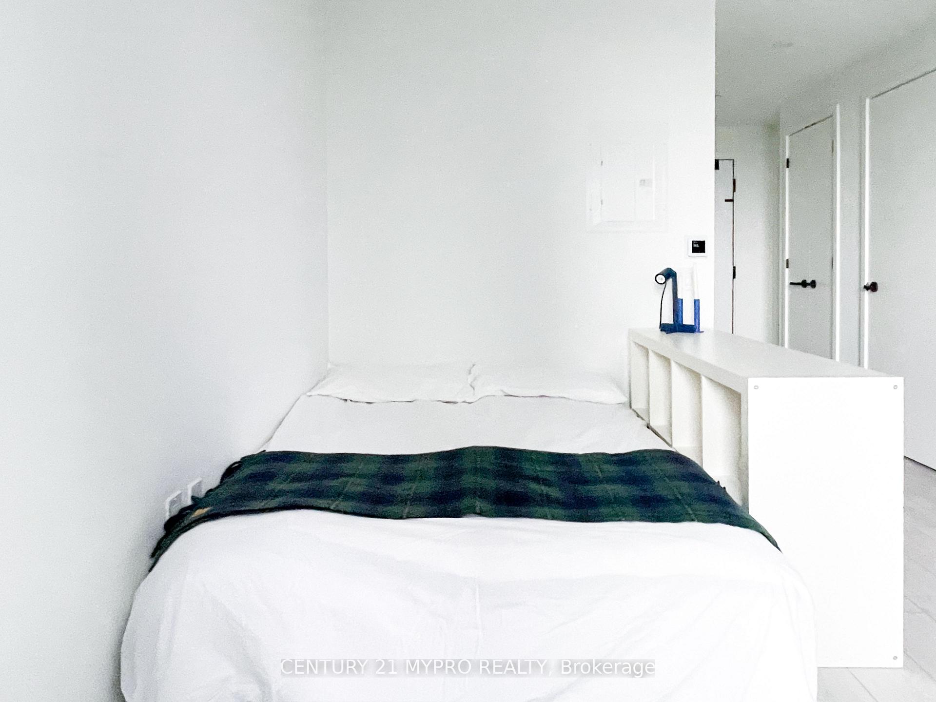 Photo 5 of Unit 2111, 55 Charles Street E, Toronto, Church-Yonge Corridor — HOMEH
