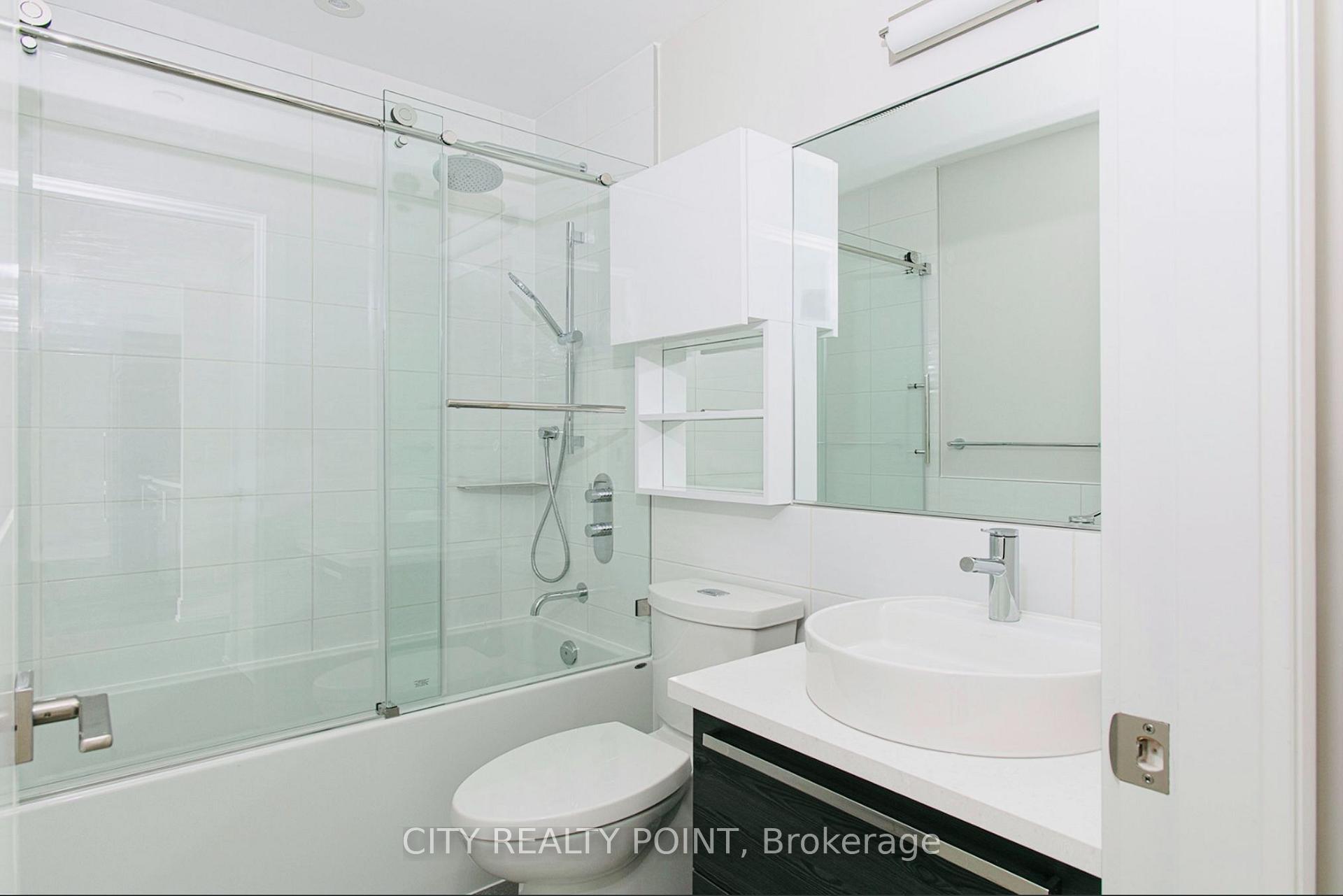 Photo 4 of Unit 103, 11 Walmer Road, Toronto, The Annex — HOMEH