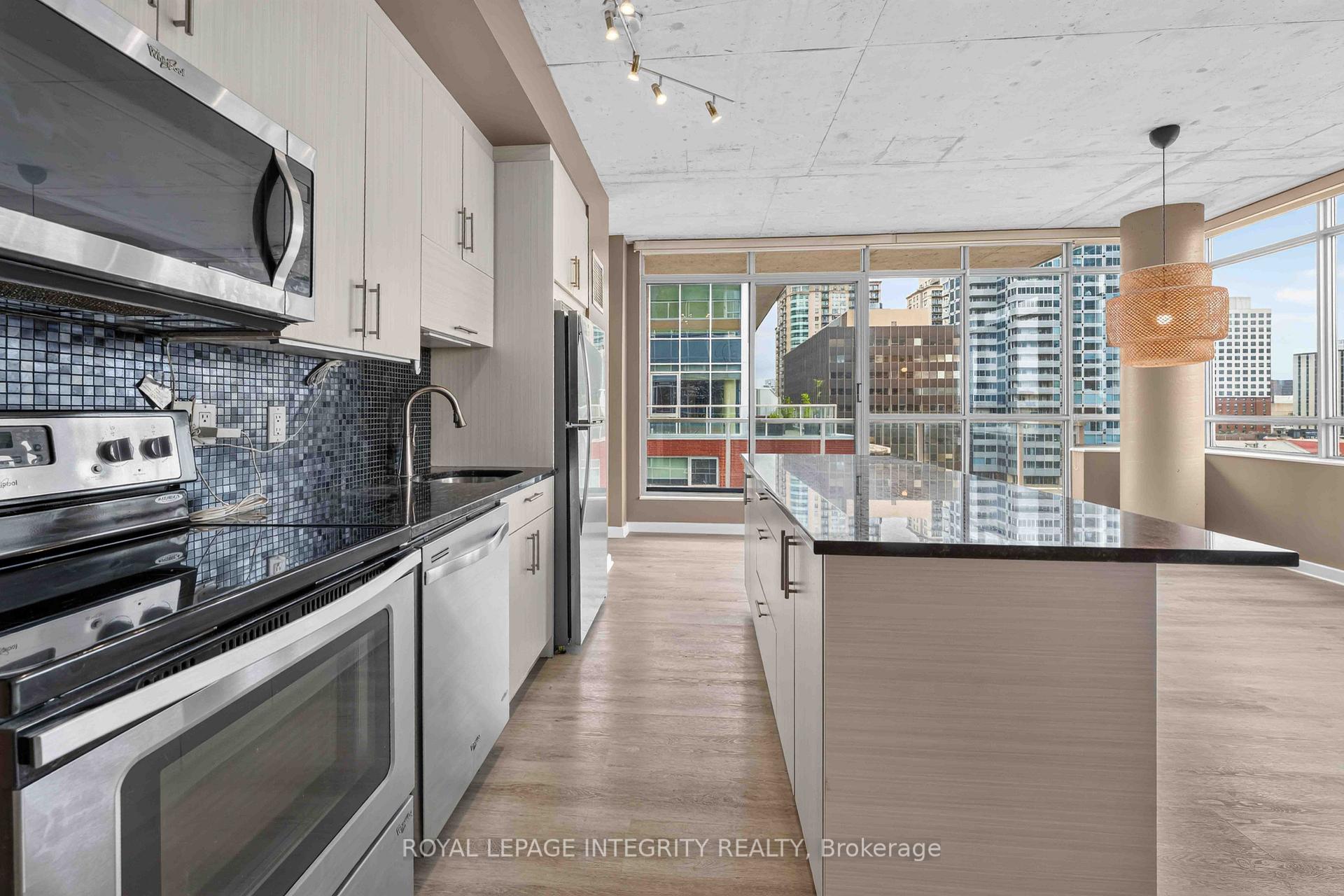 Photo 10 of Unit 909, 180 York Street, Ottawa, Lower Town — HOMEH