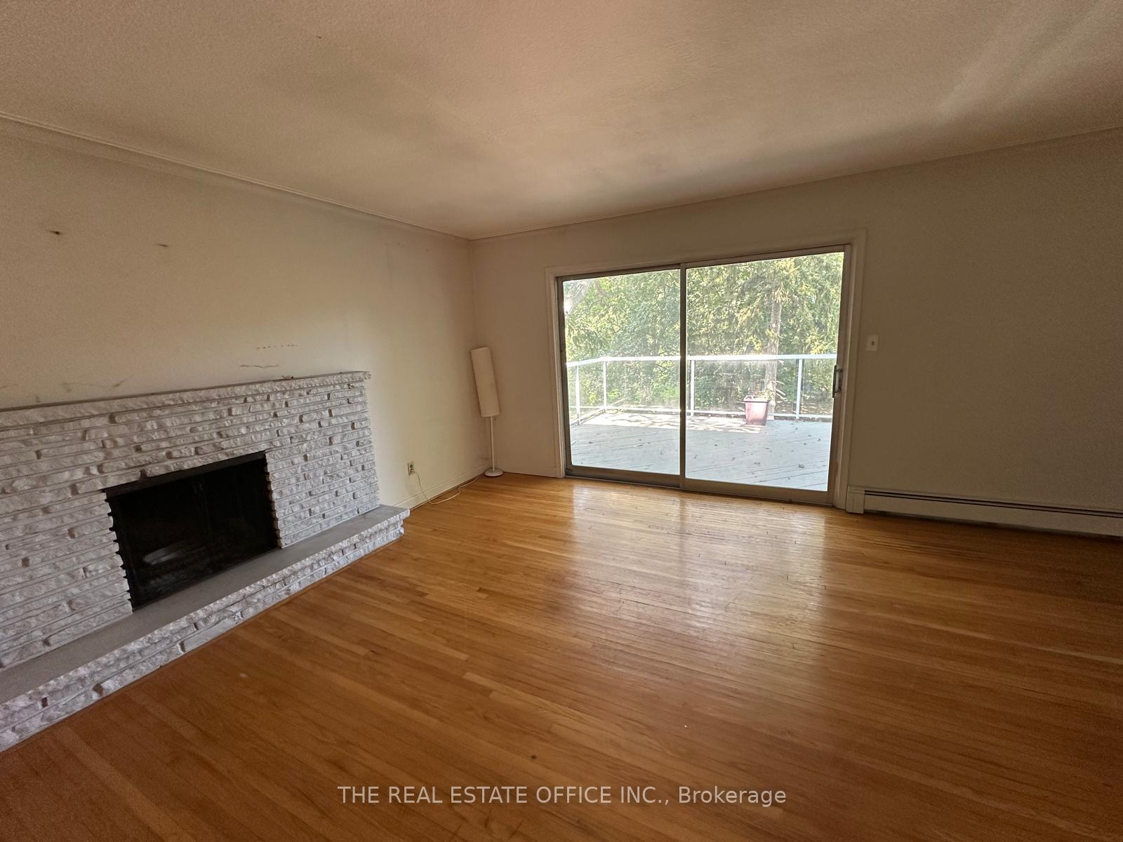 Photo 8 of 65 Wallace Street, Vaughan, West Woodbridge — HOMEH
