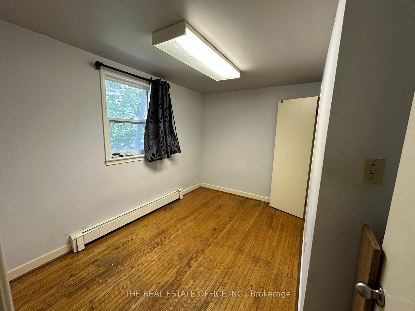 Photo 12 of 65 Wallace Street, Vaughan, West Woodbridge — HOMEH