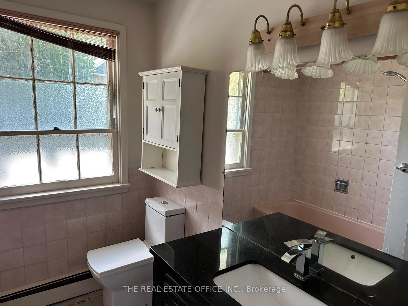 Photo 5 of 65 Wallace Street, Vaughan, West Woodbridge — HOMEH
