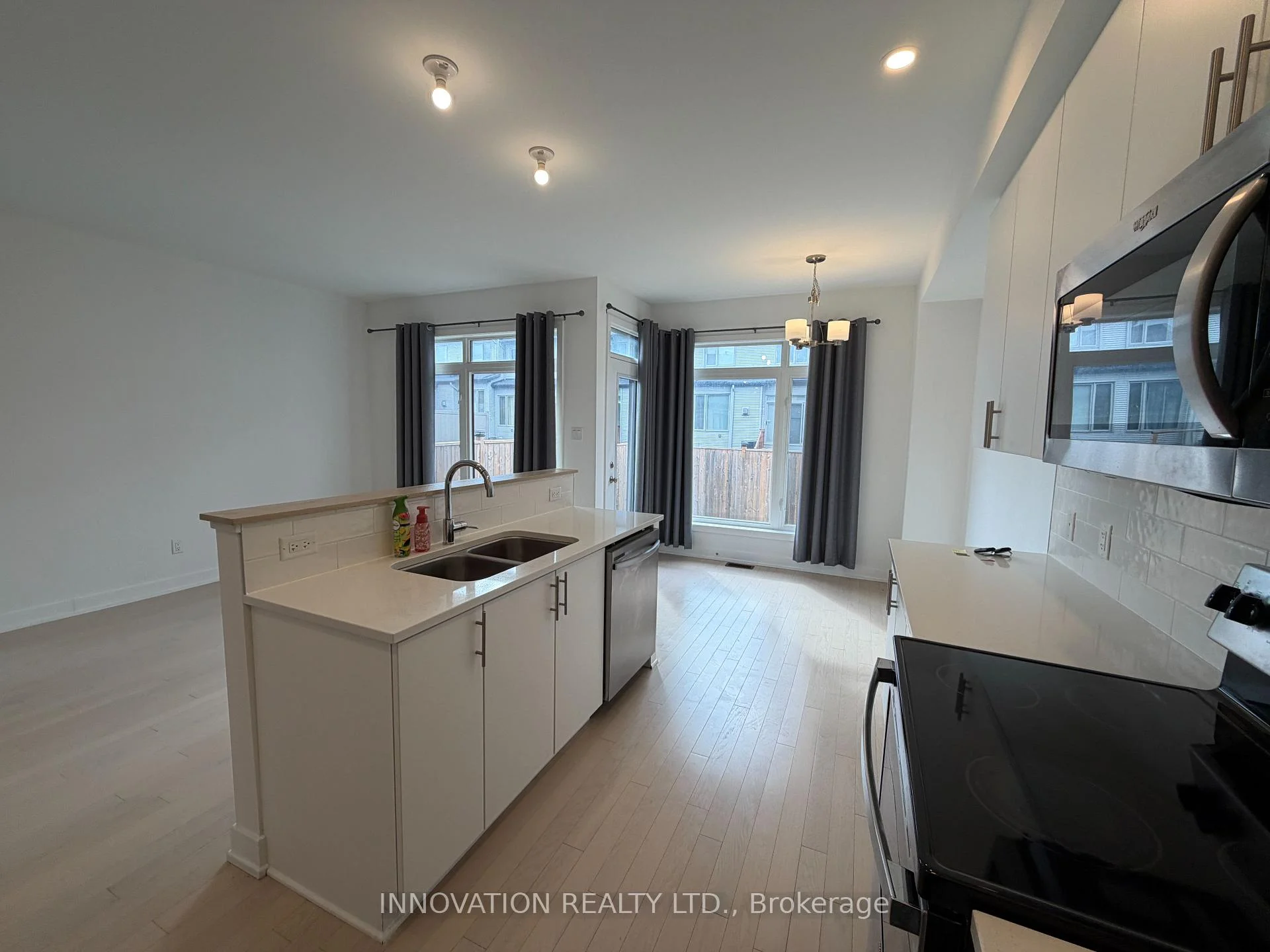 Photo 38 of 30 Brixton Way, Ottawa, Stittsville (South) — HOMEH