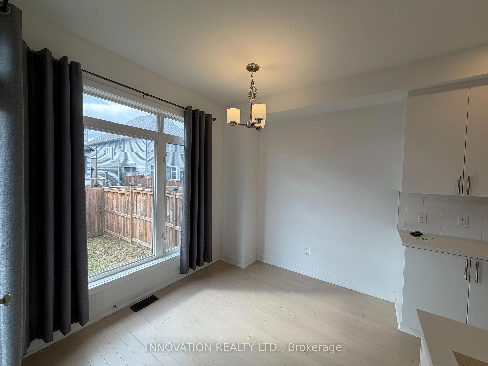 Photo 49 of 30 Brixton Way, Ottawa, Stittsville (South) — HOMEH
