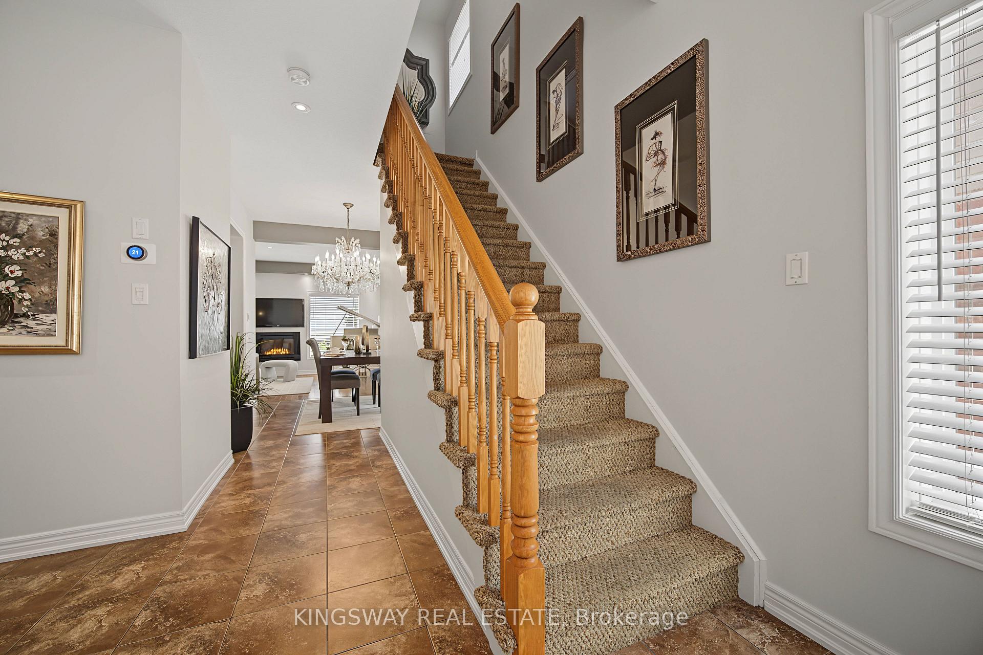 Photo 2 of Unit 11, 218 Plains Road E, Burlington, LaSalle — HOMEH