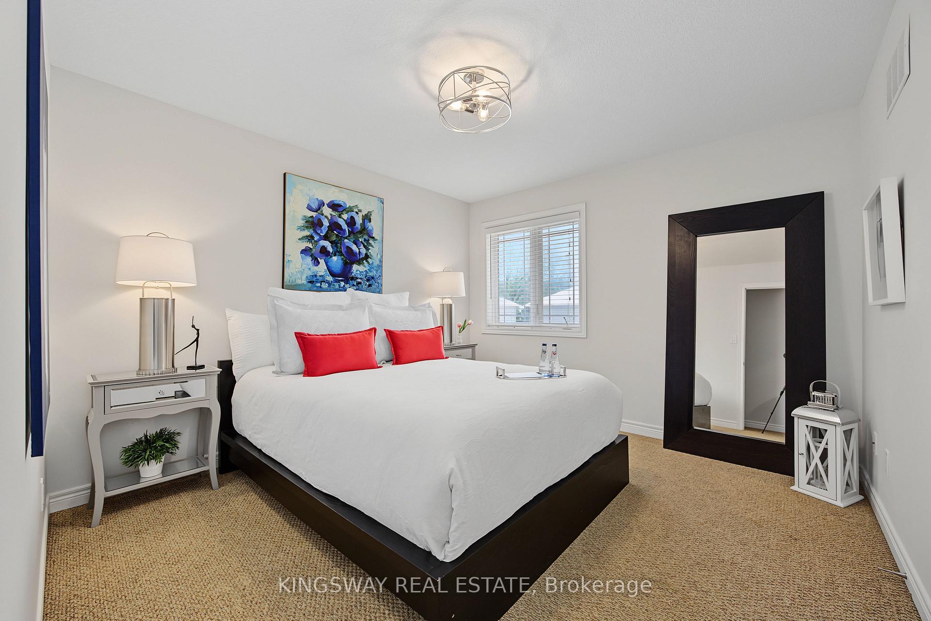 Photo 13 of Unit 11, 218 Plains Road E, Burlington, LaSalle — HOMEH