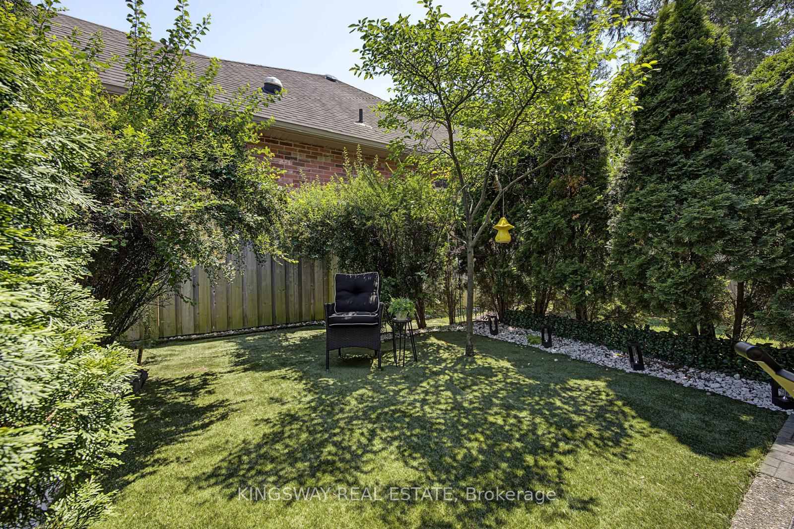Photo 27 of Unit 11, 218 Plains Road E, Burlington, LaSalle — HOMEH