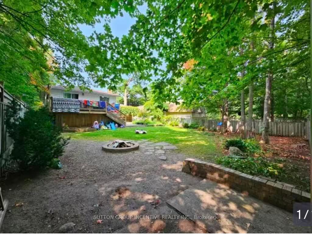 Photo 3 of Unit upper unit, 7 Rosedale Place, Barrie, Cundles East — HOMEH