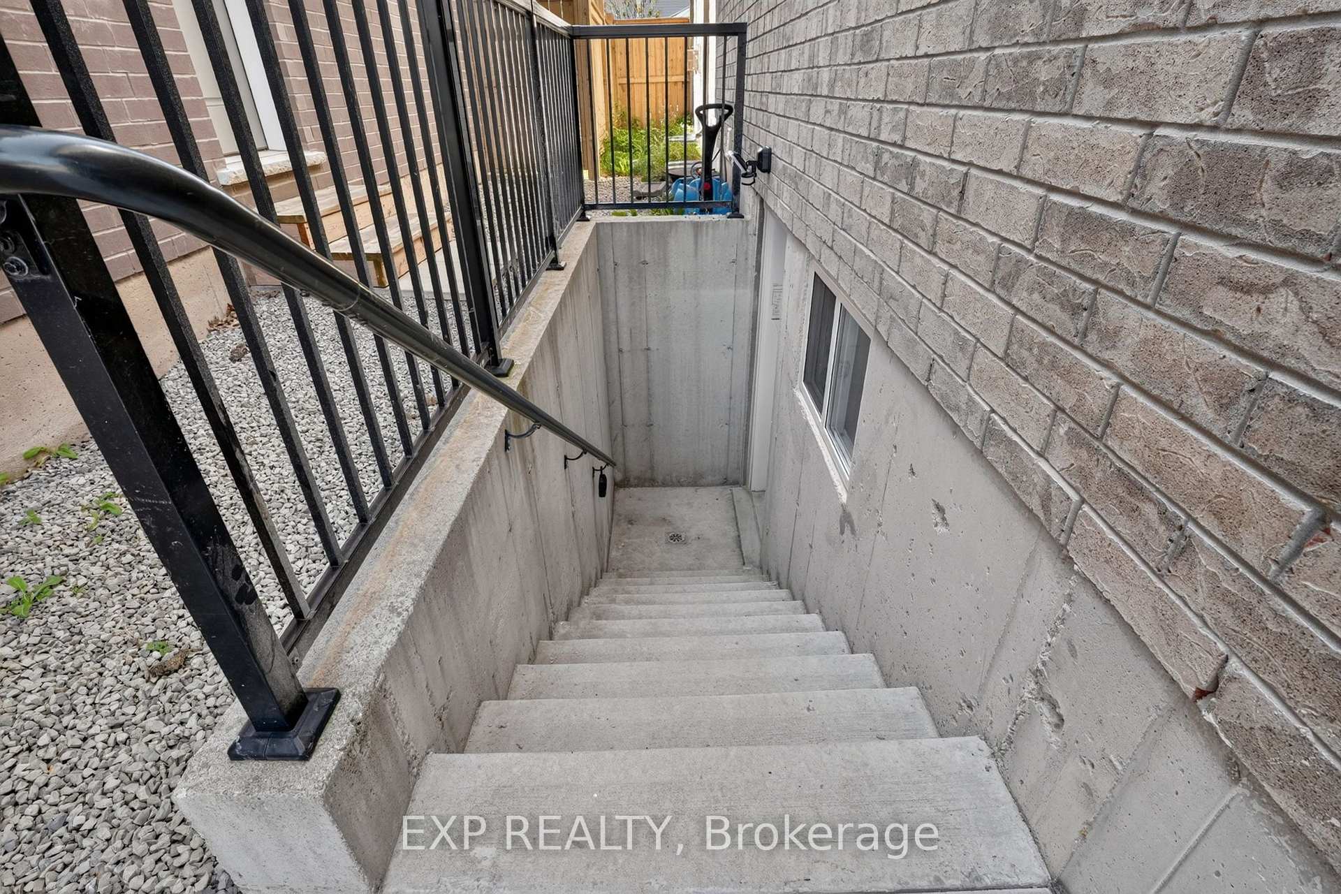 Photo 4 of Unit Lower Level, 9469 Tallgrass Avenue, Niagara Falls, Lyons Creek — HOMEH